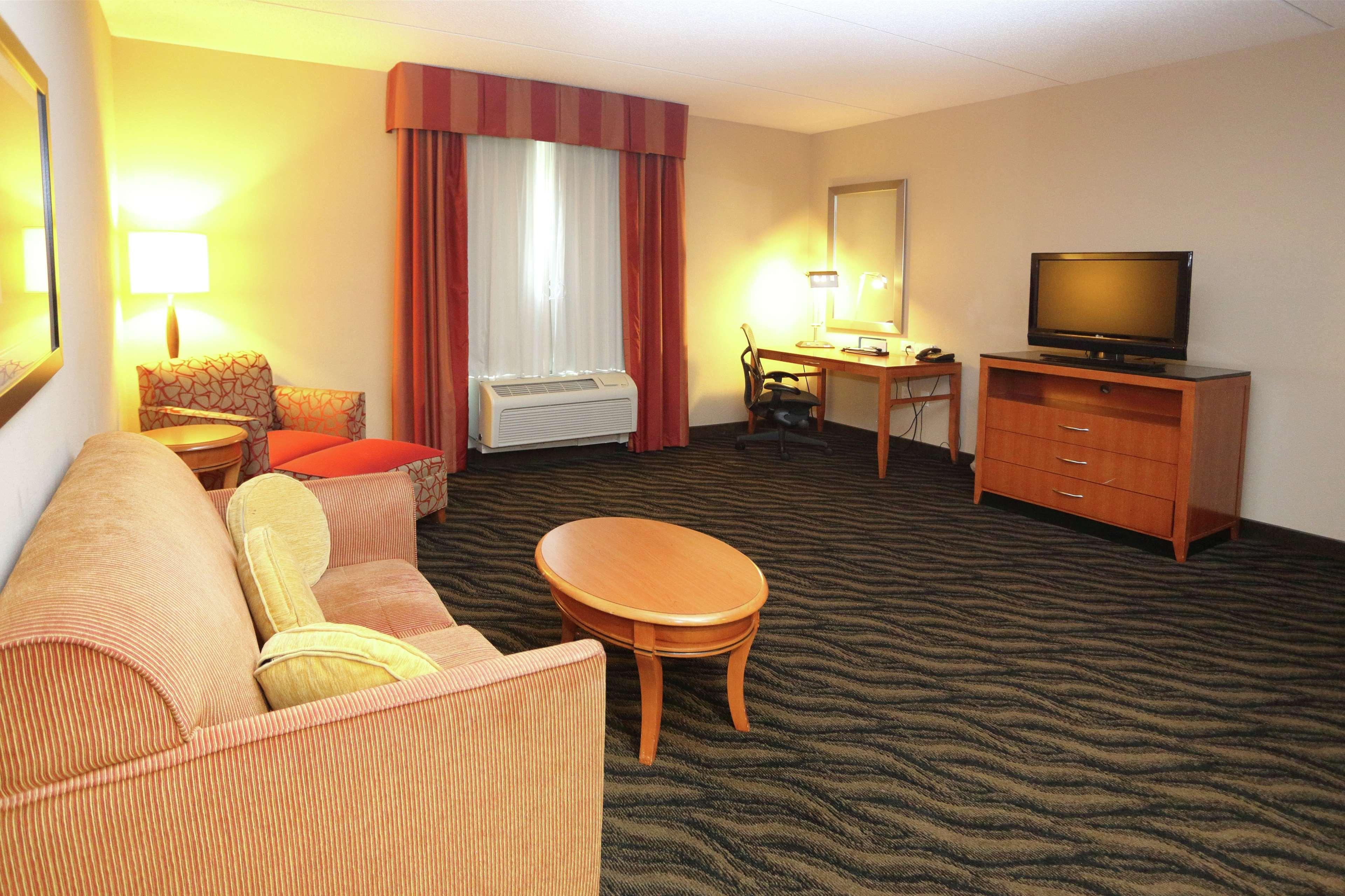 Hilton Garden Inn Chesapeake/Suffolk Exterior foto