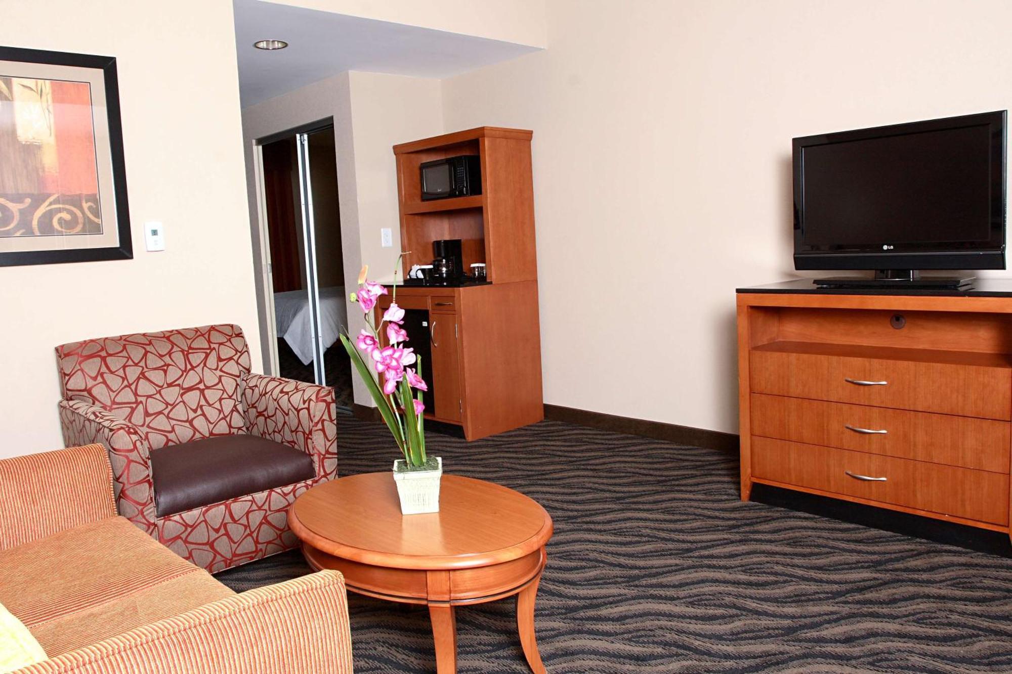 Hilton Garden Inn Chesapeake/Suffolk Exterior foto